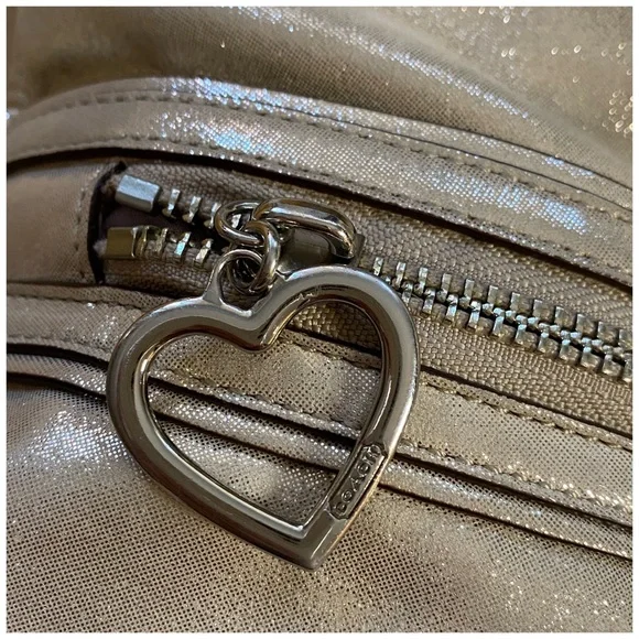 VINTAGE COACH POPPY METALLIC GOLD CHAMPAGNE LEATHER LARGE SHOULDER BAG - Picture 6 of 16